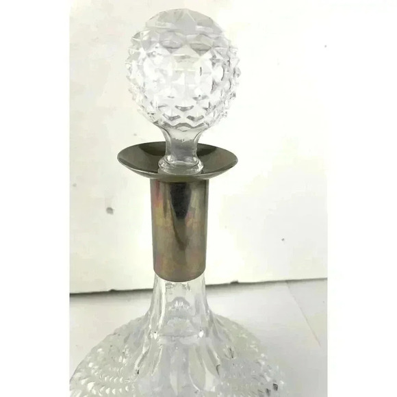 VTG Diamond Cut Glass Whiskey Decanter Silver Plate Collar & Stopper Barware - Picture 10 of 16